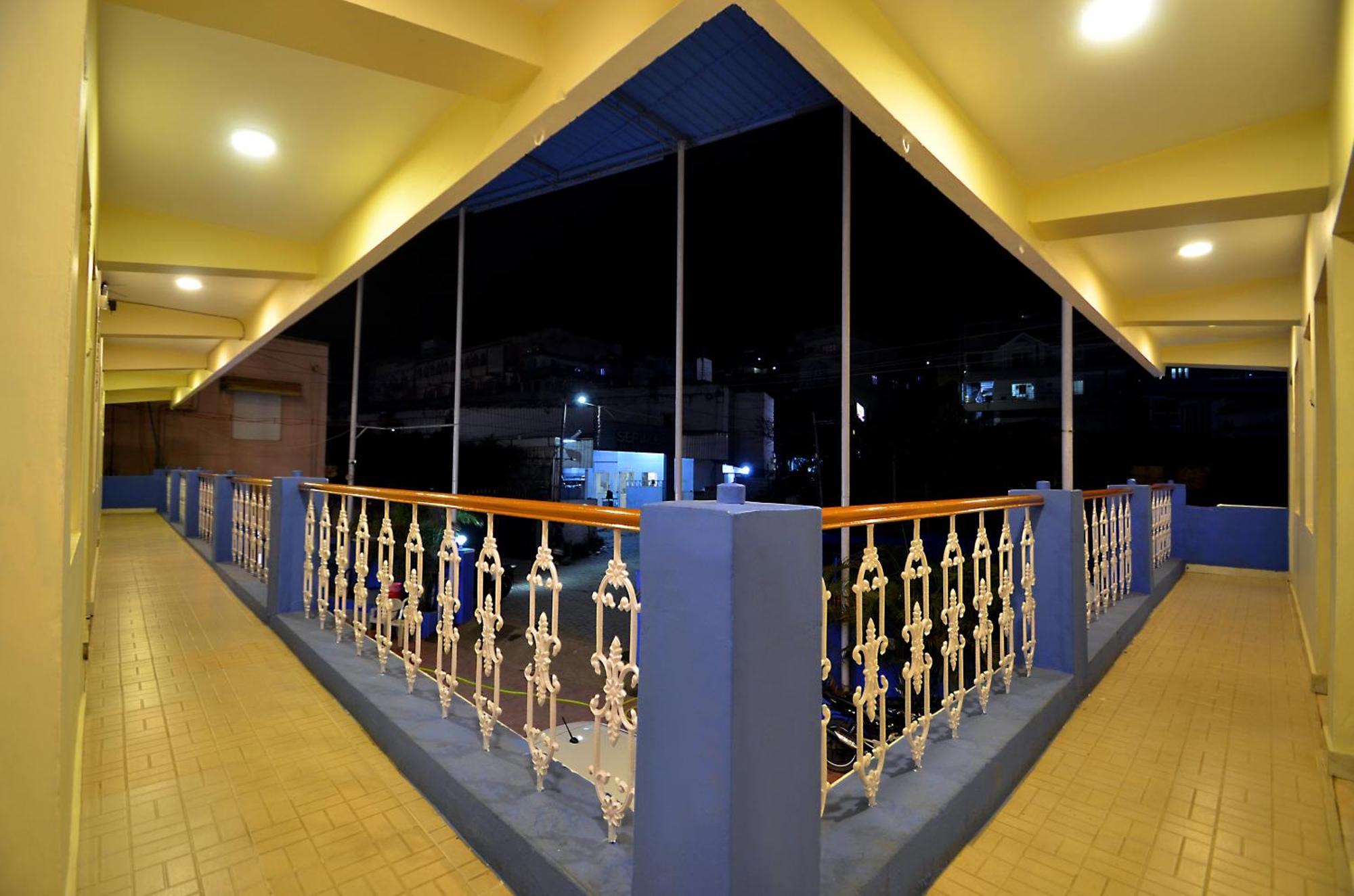 Estay Sk Residency Ooty Dış mekan fotoğraf